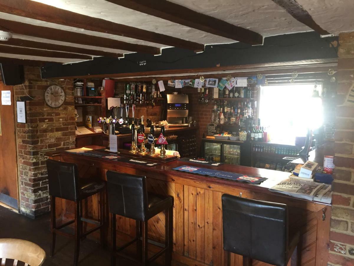 The St Crispin Inn Worth  Exterior photo